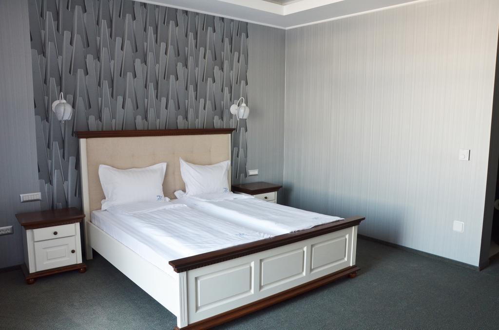 Hotel Spa Ice Resort Ghiroda Dış mekan fotoğraf