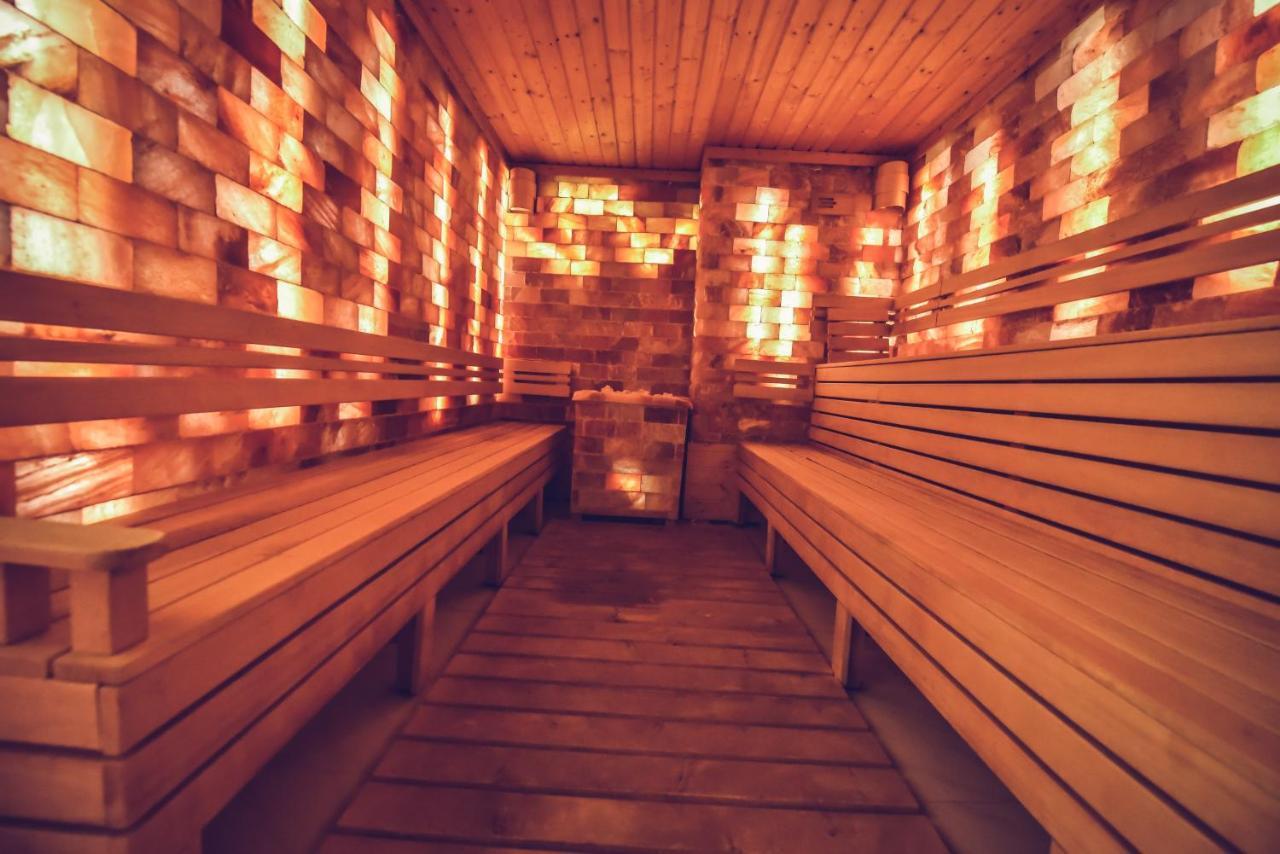Hotel Spa Ice Resort Ghiroda Dış mekan fotoğraf